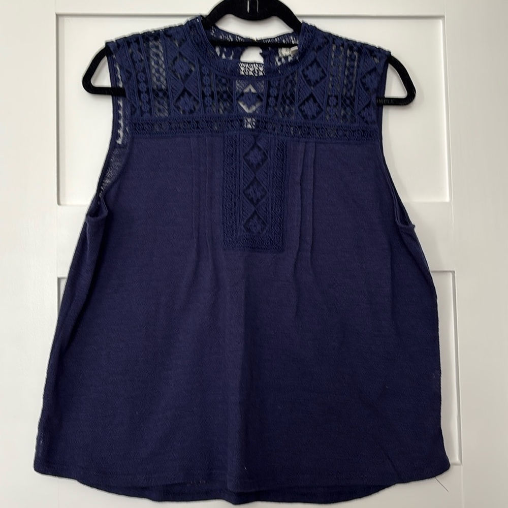 Size L Eyeshadow Blouse